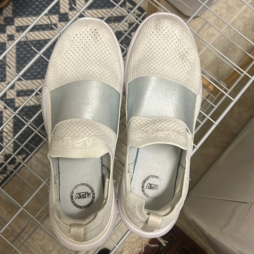 Comfy, No laces